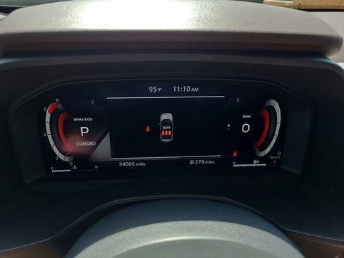 Certified 2023 Nissan Rogue Platinum w/ Platinum Premium Package FWD image 32