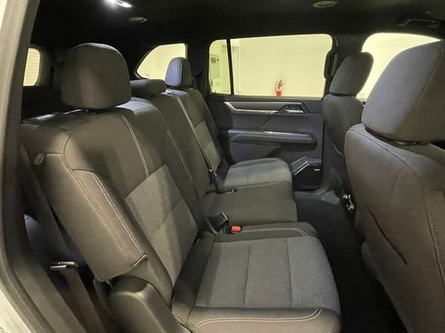 Certified 2025 GMC Acadia Elevation image 27