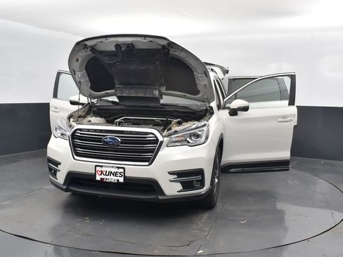 Used 2021 Subaru Ascent Limited image 31