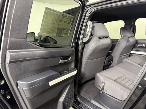 Used 2024 Toyota Tacoma TRD Sport image 26