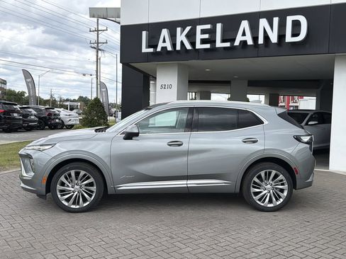 New 2026 Buick Envision Avenir AWD/4WD image 3