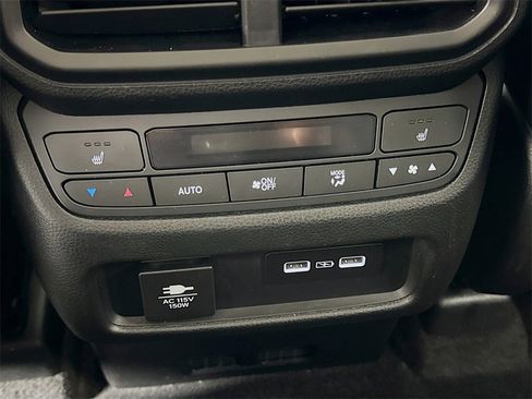 Used 2023 Honda Pilot Elite image 28