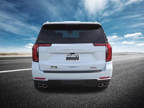 New 2026 GMC Yukon XL Denali AWD/4WD image 25