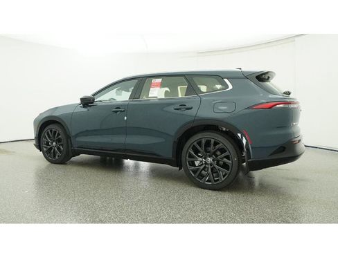 New 2025 Toyota Crown Signia image 20