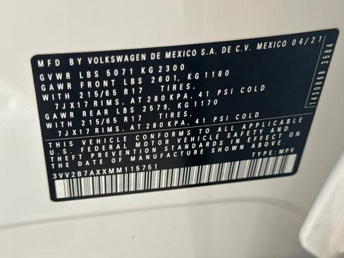 Used 2021 Volkswagen Tiguan SE image 25