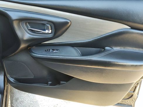 Used 2016 Nissan Murano SL w/ SL Technology Package FWD image 41