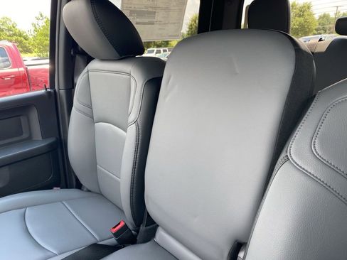 New 2025 RAM 3500 Tradesman w/ Chrome Appearance Group image 33