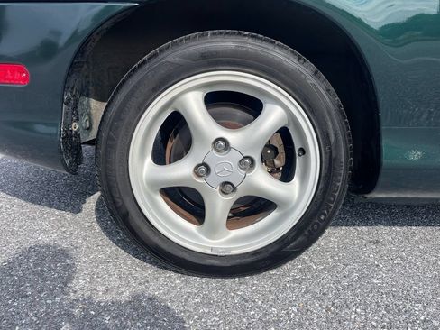Used 1999 MAZDA MX-5 Miata RWD image 20