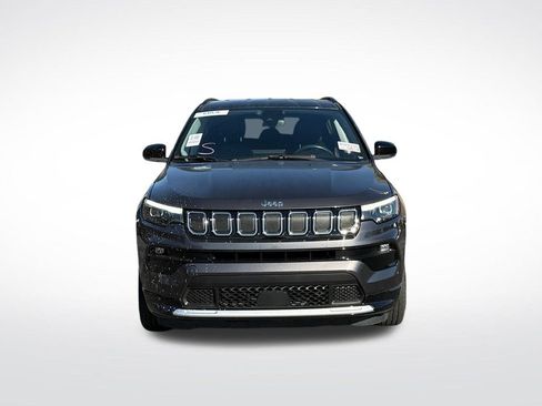 Used 2022 Jeep Compass Limited w/ Elite Group image 9