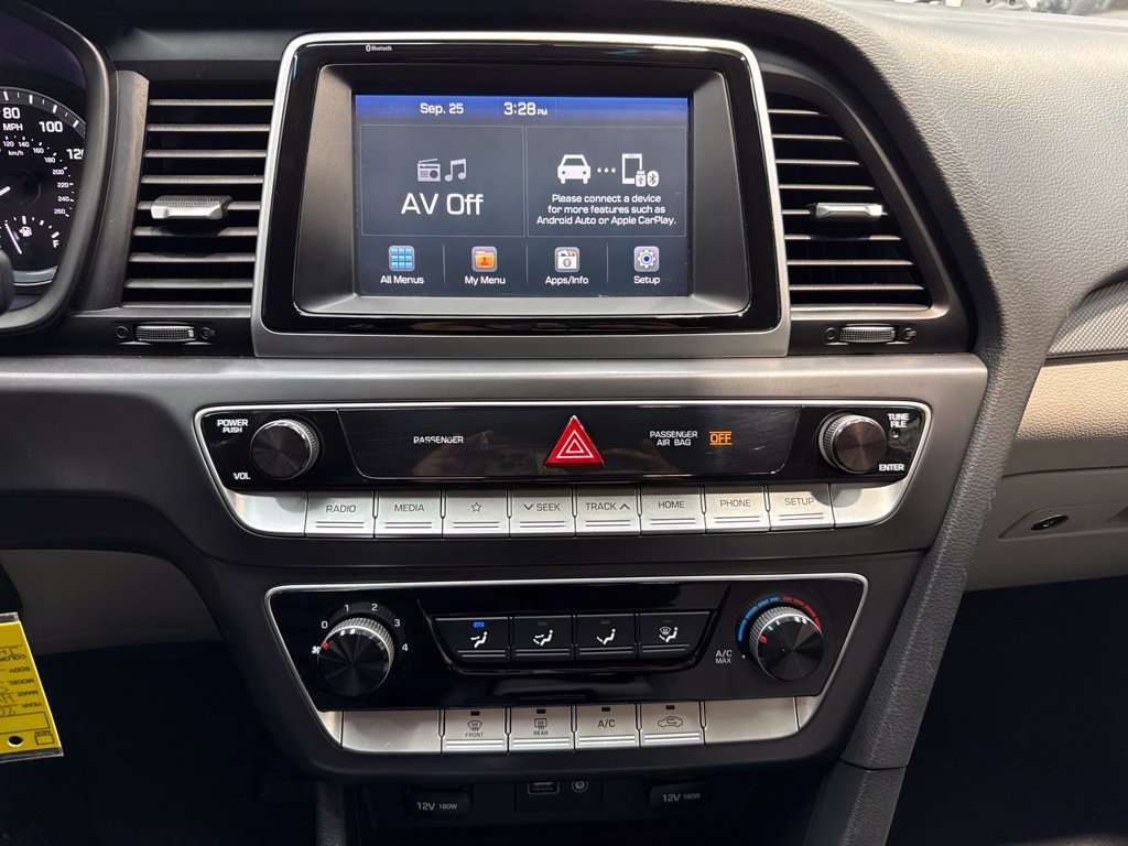 Used 2018 Hyundai Sonata SE FWD image 19