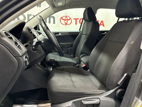 Used 2014 Volkswagen Tiguan S AWD/4WD image 23
