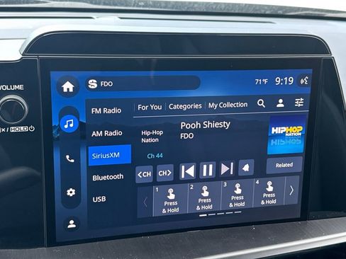 New 2026 Subaru Outback Premium image 21