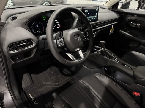 New 2026 Honda HR-V EX-L image 9