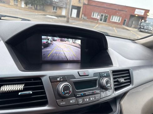 Used 2012 Honda Odyssey EX-L image 24