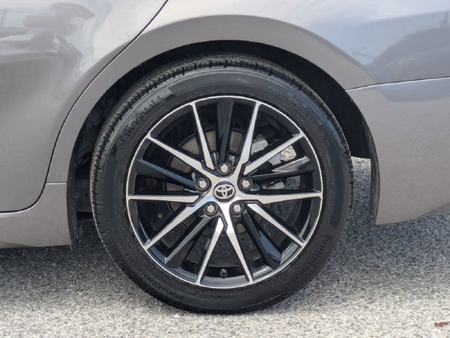 Used 2024 Toyota Camry SE w/ Convenience Package FWD image 12