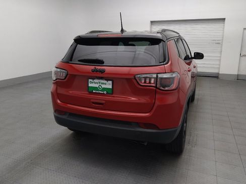 Used 2019 Jeep Compass Latitude FWD image 7