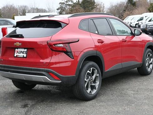 New 2026 Chevrolet Trax LT w/ Driver Confidence Package image 5