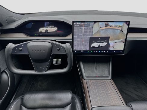Used 2022 Tesla Model S AWD/4WD image 15