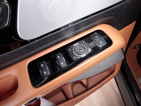 Used 2020 Lincoln Aviator Black Label w/ Dynamic Handling Package image 12