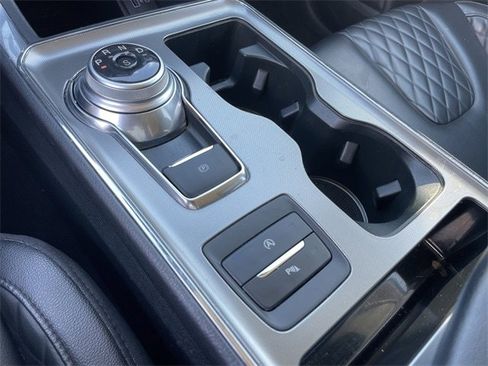 Used 2024 Ford Edge Titanium image 21