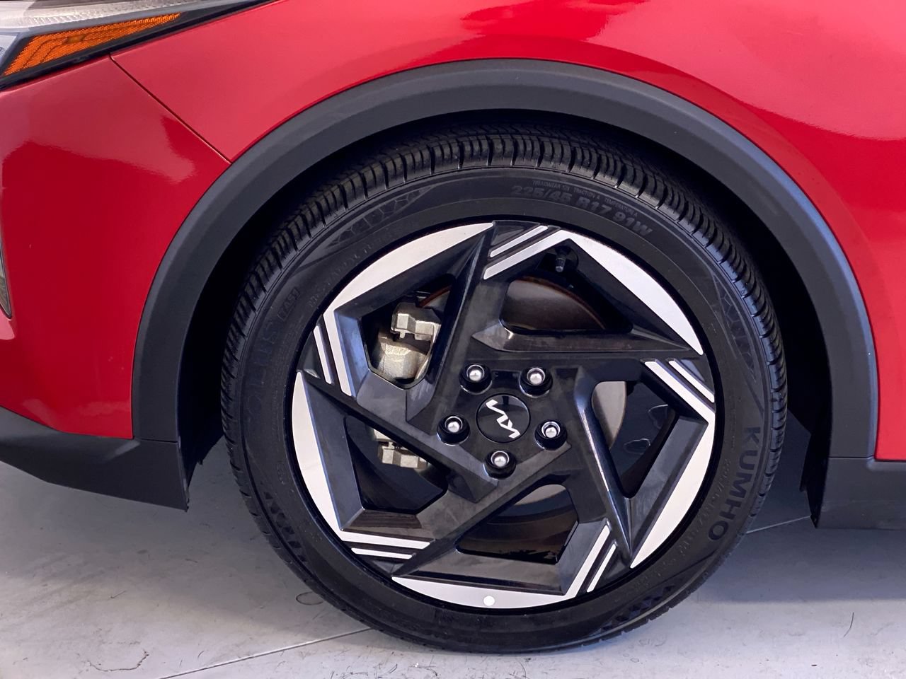 Certified 2025 Kia K4 EX FWD image 12