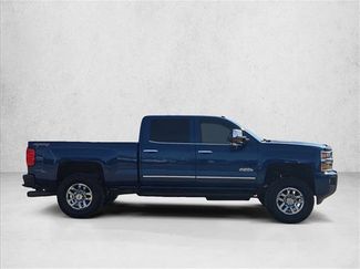 Used 2016 Chevrolet Silverado 3500 High Country w/ Duramax Plus Package video 4