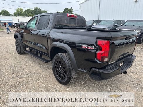 Used 2024 Chevrolet Colorado Trail Boss w/ Technology Package image 4