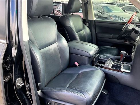 Used 2013 Lexus LX 570 4WD image 8