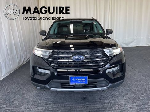 Used 2023 Ford Explorer XLT w/ Equipment Group 202A AWD/4WD image 33
