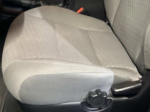 Used 2021 Toyota Tacoma SR w/ SR Convenience Package image 14