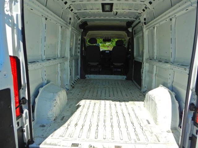 Used 2025 RAM ProMaster 2500 w/ Convenience Group FWD image 20