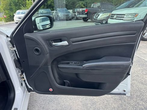 Used 2015 Chrysler 300 S w/ 300S Premium Group RWD image 30