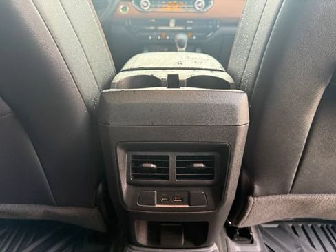 Certified 2024 GMC Canyon AT4 w/ AT4 Premium Package AWD/4WD image 22