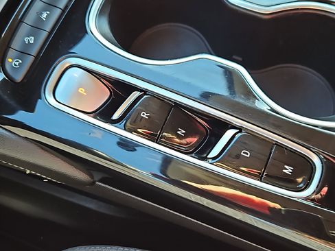 Used 2021 Buick Envision Preferred image 17