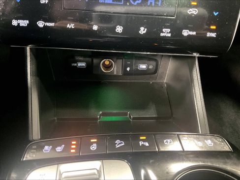 Used 2023 Hyundai Tucson Limited w/ Cargo Package image 28