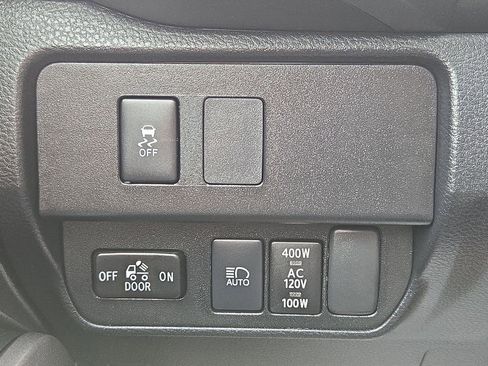 Used 2023 Toyota Tacoma TRD Off-Road w/ Black Out Package (TMS) AWD/4WD image 20