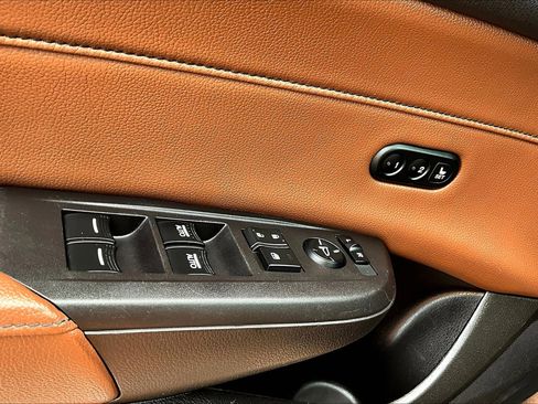 Used 2019 Acura ILX w/ Premium Package image 34