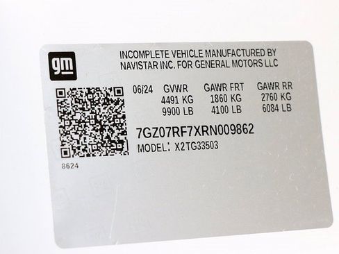 New 2024 GMC Savana 3500 w/ Power Convenience Package image 24