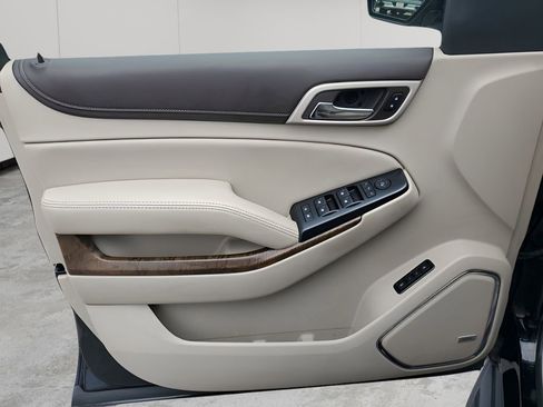 Used 2018 GMC Yukon Denali w/ Open Road Package image 27