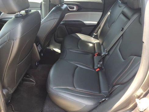 Used 2023 Jeep Compass Limited AWD/4WD image 13