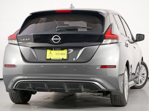 Used 2025 Nissan Leaf S image 4