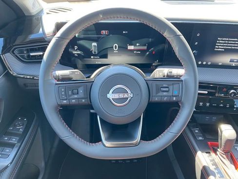 New 2026 Nissan Kicks SR FWD image 14