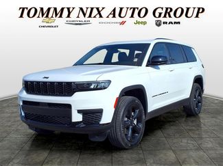 Used 2025 Jeep Grand Cherokee L Laredo AWD/4WD video 1