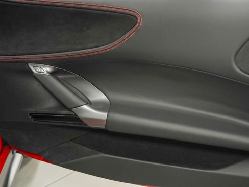 Used 2022 Ferrari SF90 Spider image 36