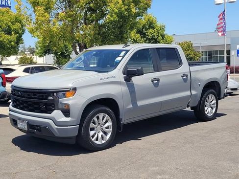Used 2024 Chevrolet Silverado 1500 Custom RWD image 9