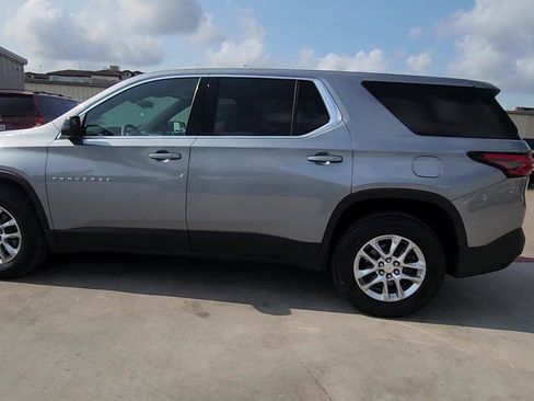 Certified 2023 Chevrolet Traverse LS FWD image 6
