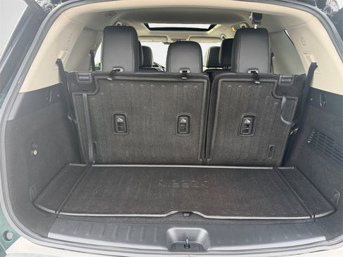 Used 2023 Nissan Pathfinder Platinum image 25