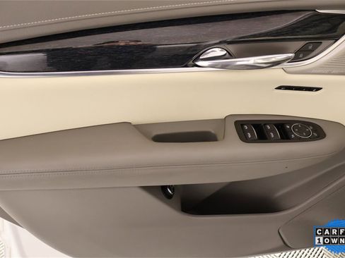 Used 2023 Cadillac XT6 Premium Luxury w/ Technology Package image 18