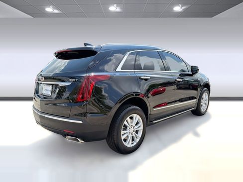 Certified 2025 Cadillac XT5 Luxury w/ LPO, Floor Liner Package image 8