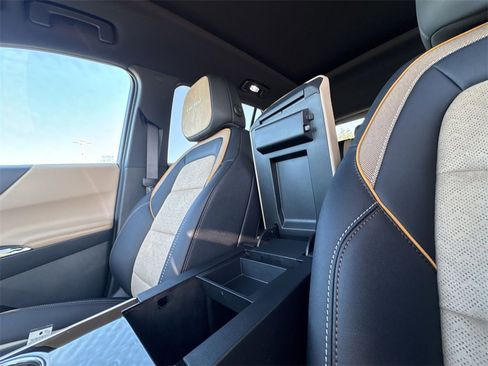 New 2026 Chevrolet Equinox ACTIV w/ Convenience Package III image 23